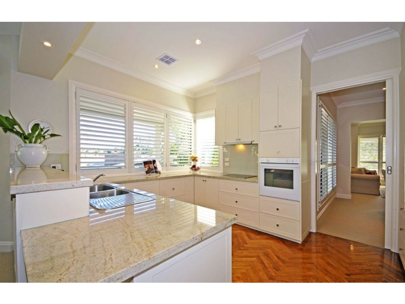 8 Yatama Court, Mount Waverley VIC 3149