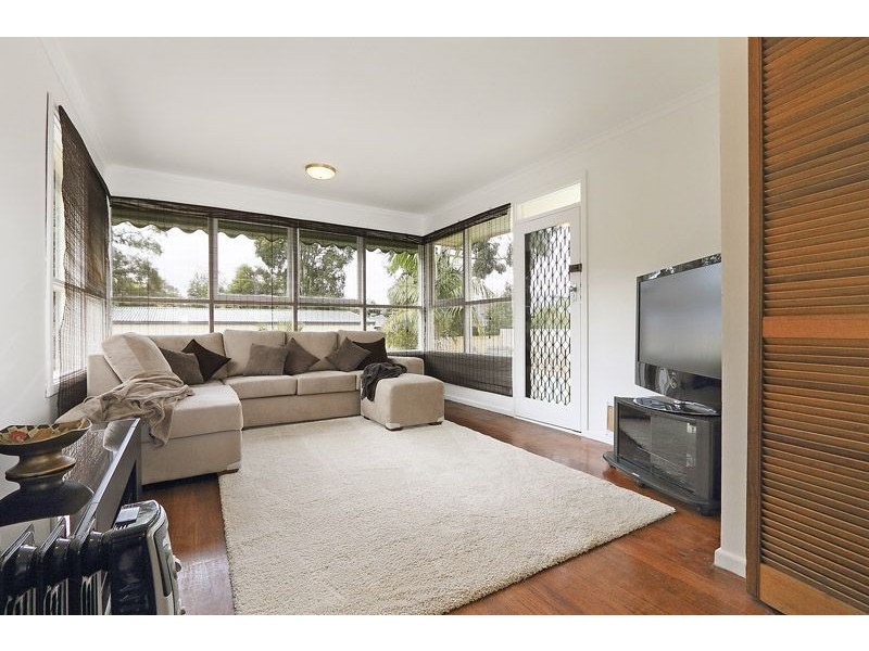 12 St Clair Crescent, Mount Waverley VIC 3149