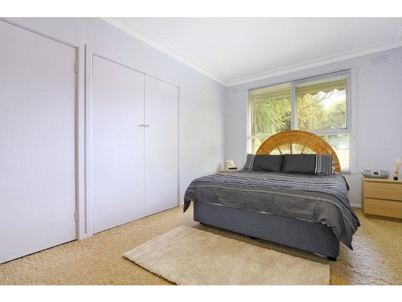 12 St Clair Crescent, Mount Waverley VIC 3149