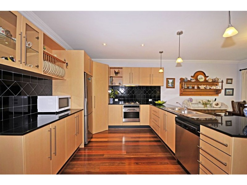 14 Callaghan Avenue, Glen Waverley VIC 3150