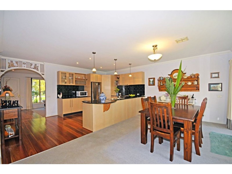 14 Callaghan Avenue, Glen Waverley VIC 3150