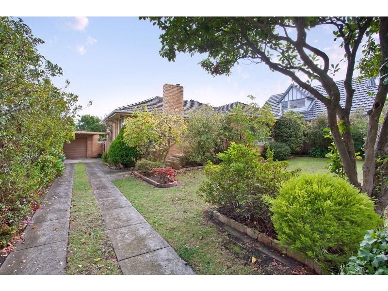 15 Herbert Street, Mount Waverley VIC 3149