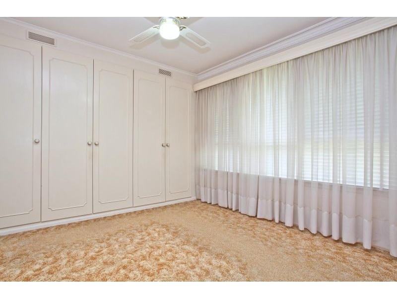 15 Herbert Street, Mount Waverley VIC 3149