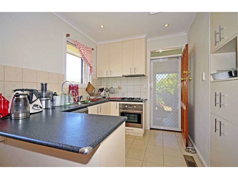 34 Ranfurlie Drive, Glen Waverley VIC 3150