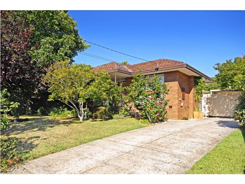 27 Diamond Avenue, Glen Waverley VIC 3150