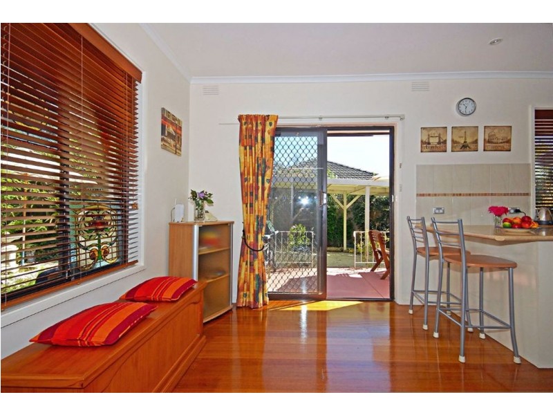 27 Diamond Avenue, Glen Waverley VIC 3150