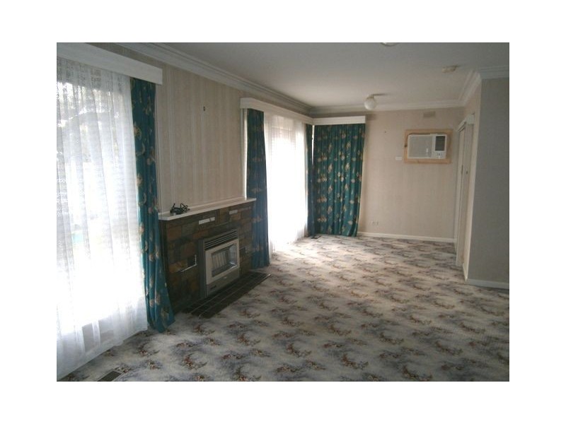 4 Kiers Avenue, Mount Waverley VIC 3149