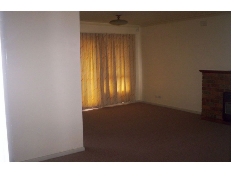 8 Dorset Street, Glen Waverley VIC 3150