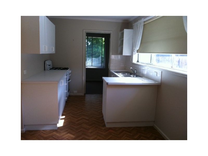 45 Tiverton Drive, Mulgrave VIC 3170