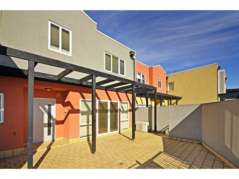 3/22 Tulloch Grove, Glen Waverley VIC 3150