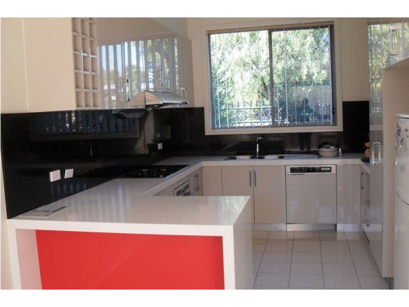 2/27 Bogong Avenue, Glen Waverley VIC 3150