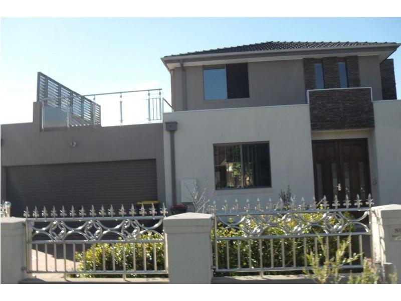 2/27 Bogong Avenue, Glen Waverley VIC 3150