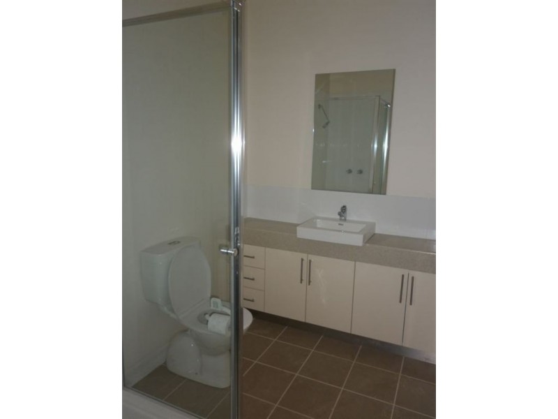 2/95 Huntingdale Road, Chadstone VIC 3148