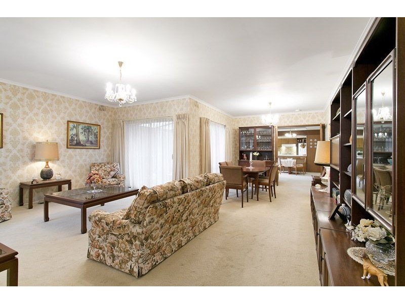 30 Watsons Road, Glen Waverley VIC 3150