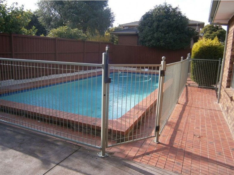 48 Watsons Road, Glen Waverley VIC 3150