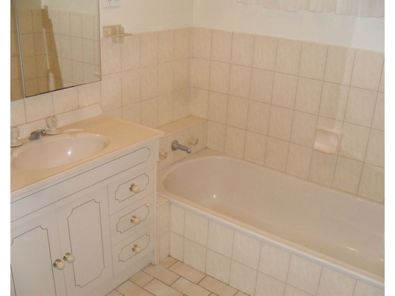 31 Brentwood Drive, Glen Waverley VIC 3150