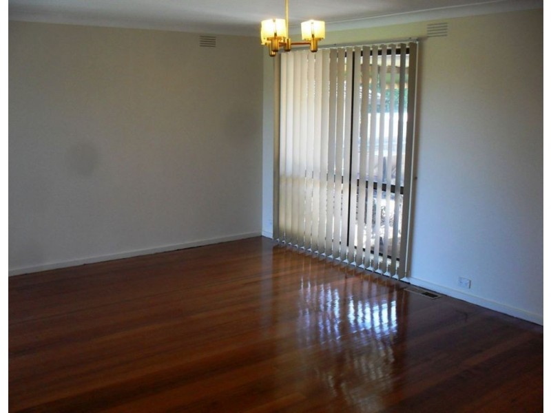 31 Brentwood Drive, Glen Waverley VIC 3150