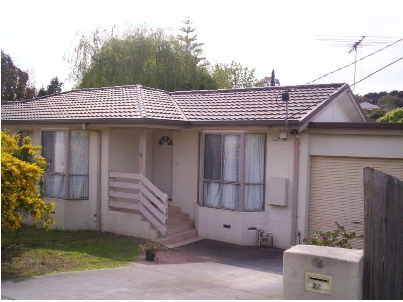 2/4 Somers Court, Glen Waverley VIC 3150