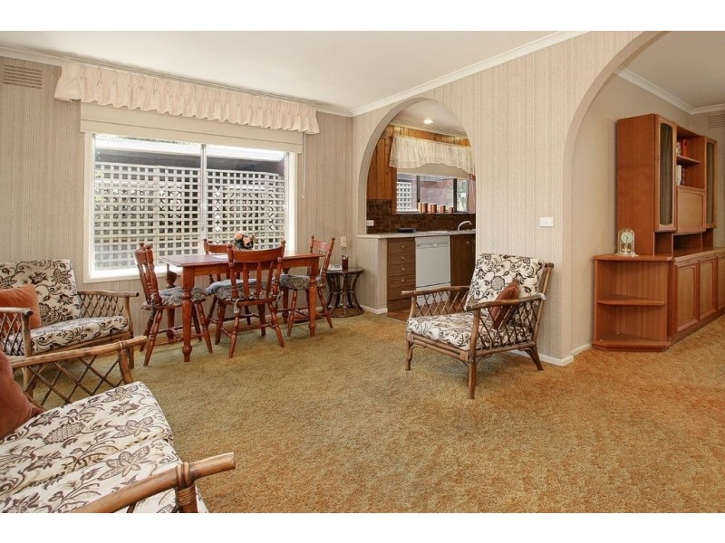 18 Rembrandt Drive, Wheelers Hill VIC 3150