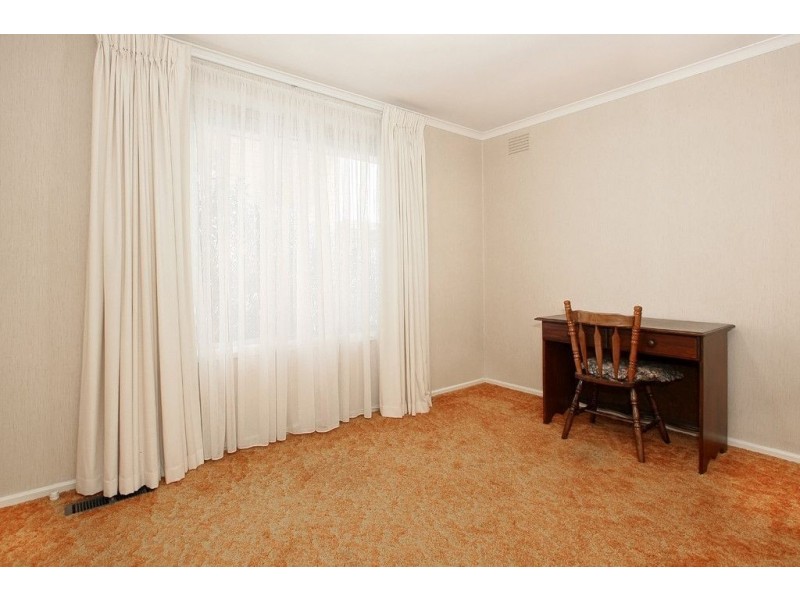 18 Rembrandt Drive, Wheelers Hill VIC 3150