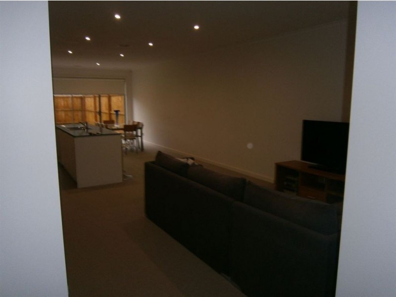 6 Newport Drive, Mulgrave VIC 3170