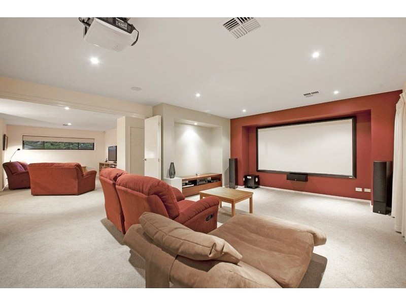 10 Autumn Court, Glen Waverley VIC 3150