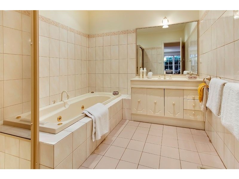 85 Waimarie Drive, Mount Waverley VIC 3149