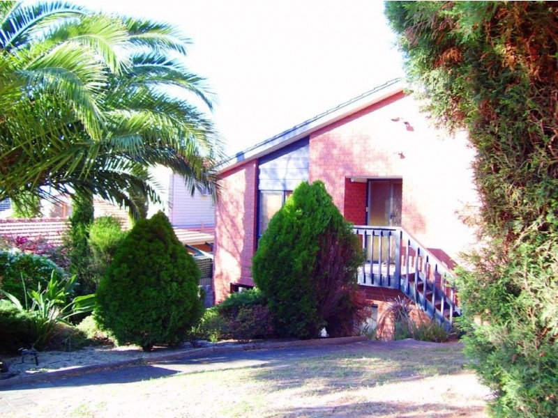 16 Erskine Crescent, Wheelers Hill VIC 3150