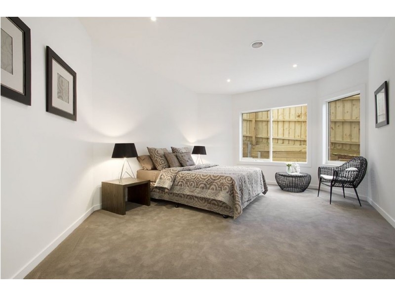 2/7 Lesay Court, Mount Waverley VIC 3149