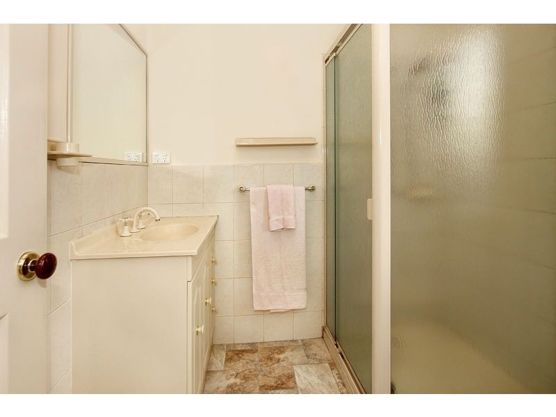 1/38 Garrisson Drive, Glen Waverley VIC 3150