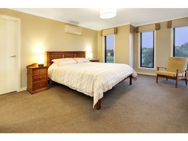 12 Rose Avenue, Glen Waverley VIC 3150