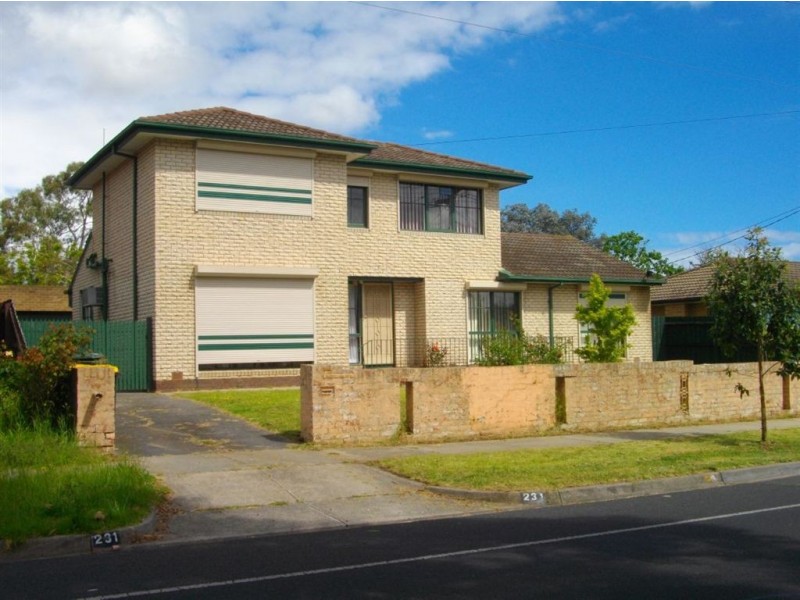 231 Brandon Park Drive, Wheelers Hill VIC 3150