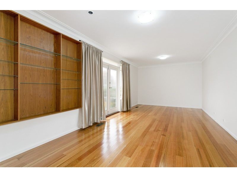 14 Diosma Drive, Glen Waverley VIC 3150