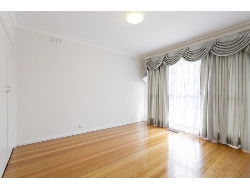 14 Diosma Drive, Glen Waverley VIC 3150