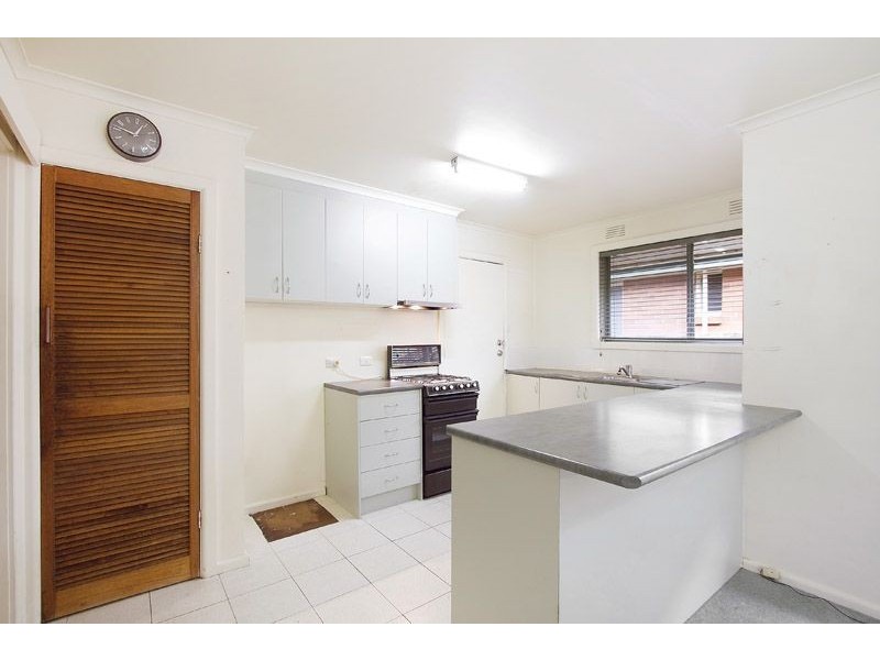 2 Robert Street, Burwood East VIC 3151