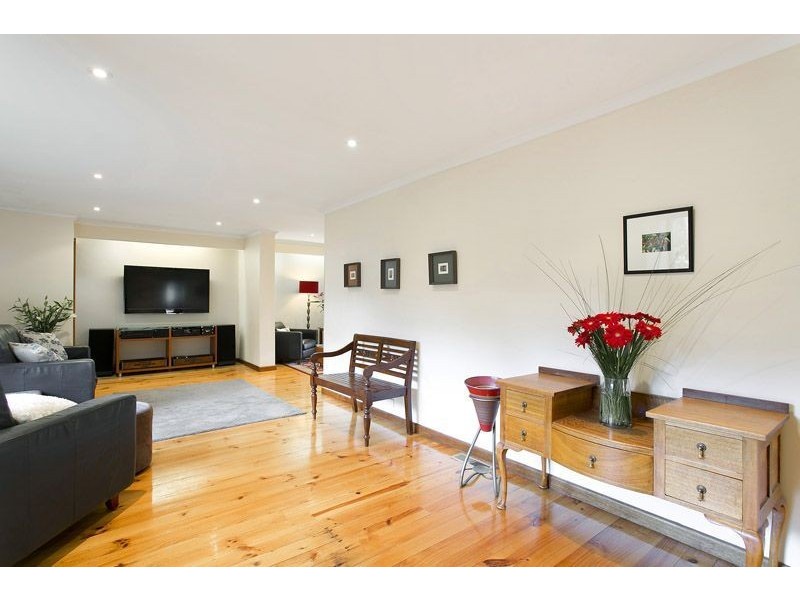 22 Wilton Crescent, Wheelers Hill VIC 3150