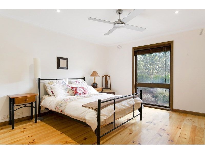 22 Wilton Crescent, Wheelers Hill VIC 3150