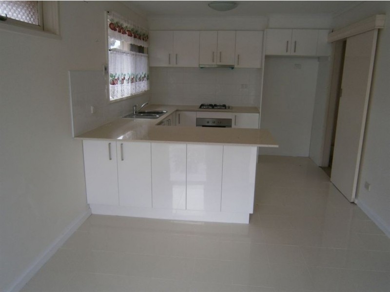 21 Clunies Ross Crescent, Mulgrave VIC 3170