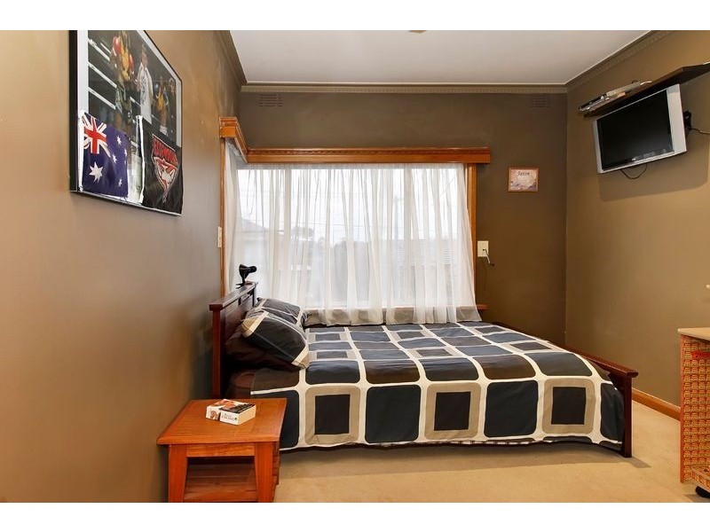 32 Andrew Street, Mount Waverley VIC 3149