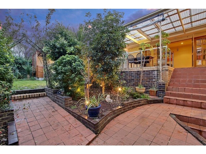 32 Andrew Street, Mount Waverley VIC 3149