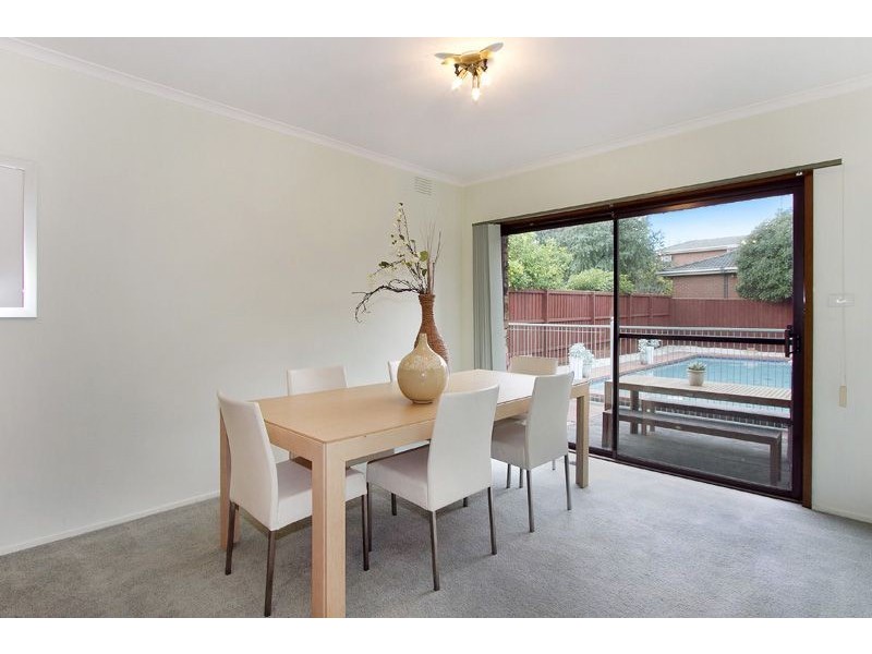 48 Watsons Road, Glen Waverley VIC 3150