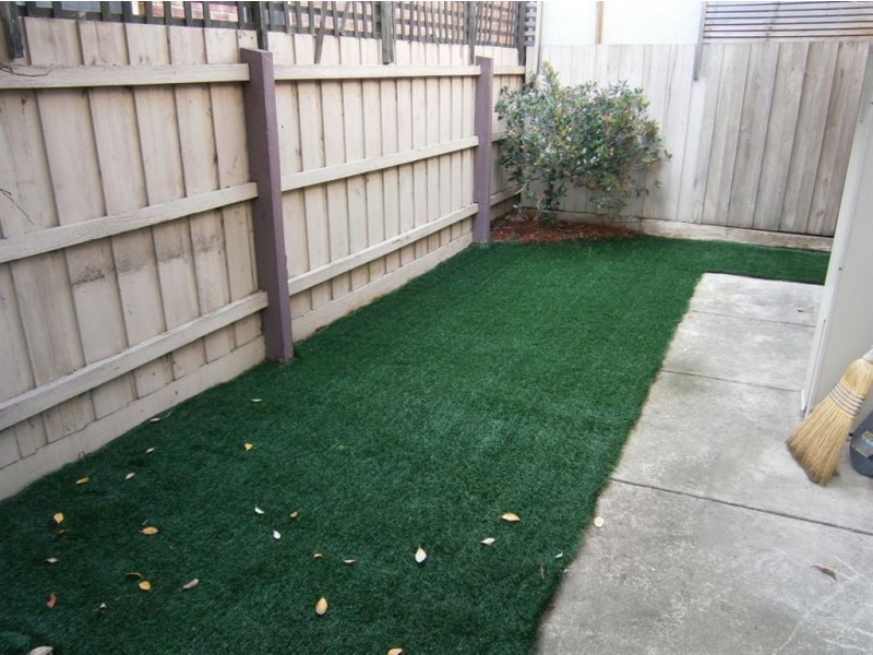 34 Kierens Way, Chadstone VIC 3148