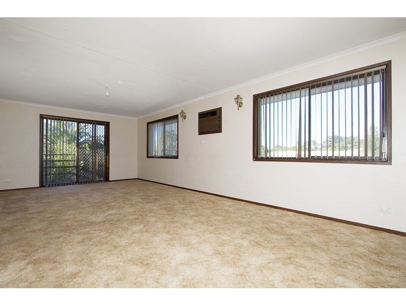 4 Donald Road, Wheelers Hill VIC 3150