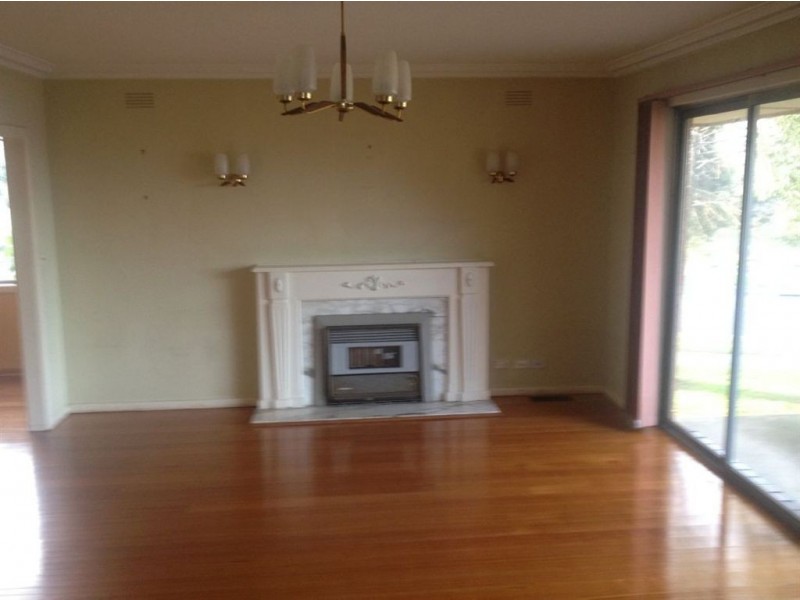 15 Walter Street, Glen Waverley VIC 3150