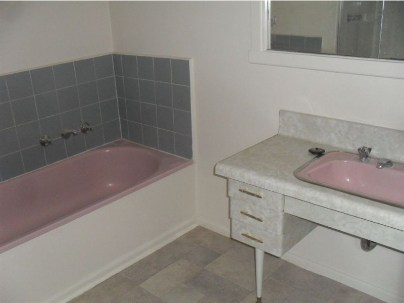 40 Bogong Avenue, Glen Waverley VIC 3150