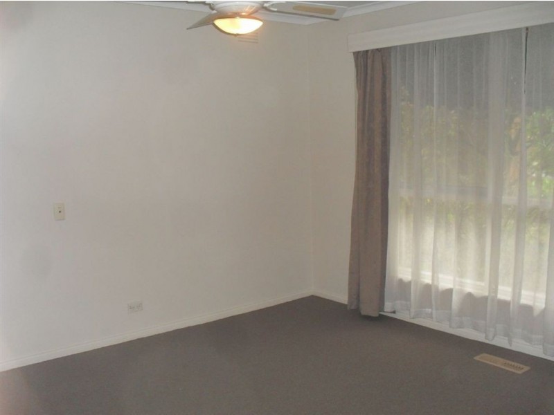 40 Bogong Avenue, Glen Waverley VIC 3150