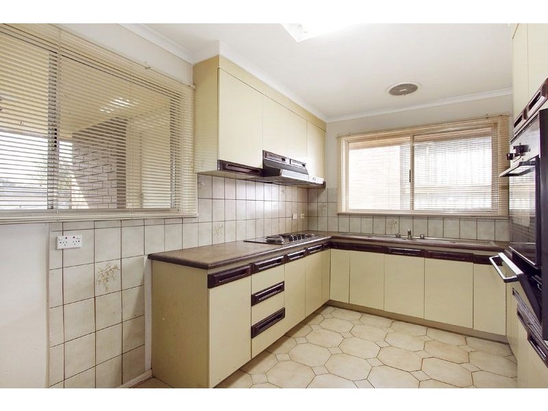 25 Witchwood Crescent, Burwood East VIC 3151