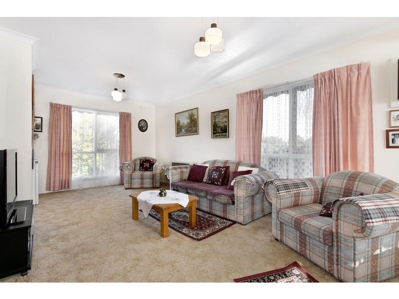 1 Hayfield Road, Mount Waverley VIC 3149