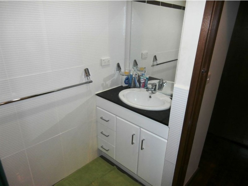 4 Cuthbert Court, Wheelers Hill VIC 3150