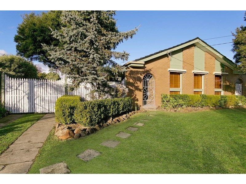 33 Browning Drive, Glen Waverley VIC 3150